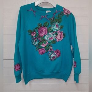 90s Applique Style Ladies Flower Crewneck